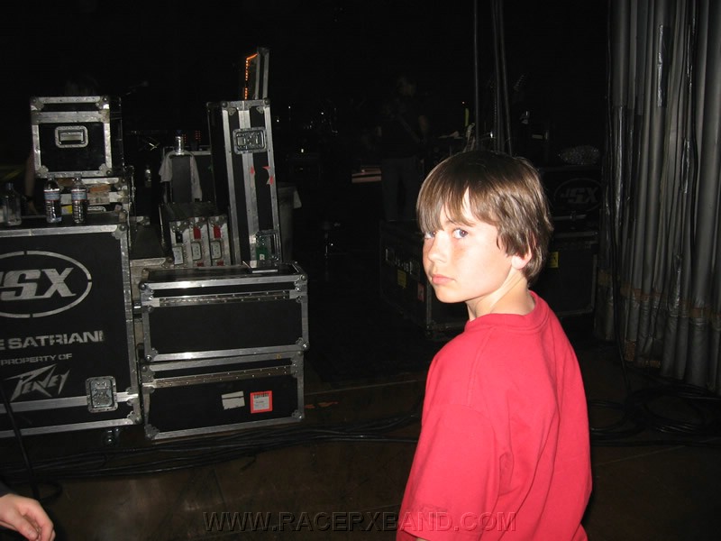 31. Kenan before Paul walks on..jpg