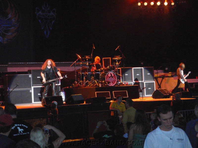 04. The band..jpg