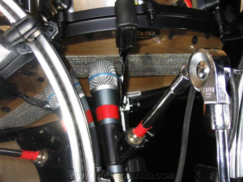 22. Snare drum is mic'd..jpg