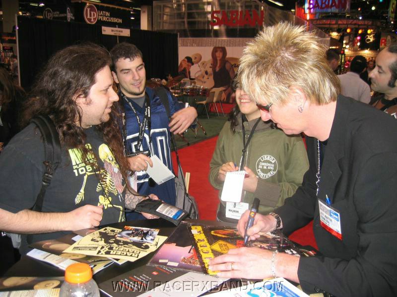 05. Jeff had more people than Bill Bruford..jpg