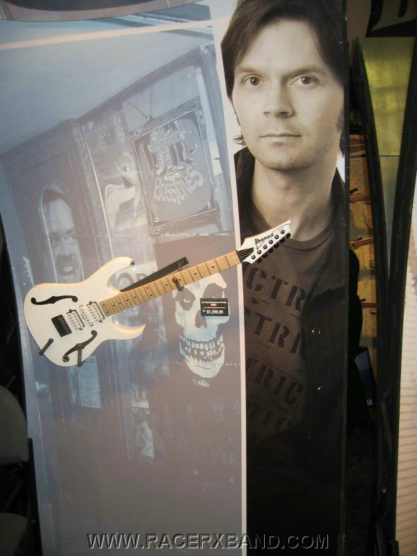 10. Paul's display at Ibanez.  It's the PGM 301..jpg