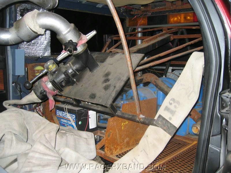 67. Inside the limo, is just a maze of pipes...amazing..jpg