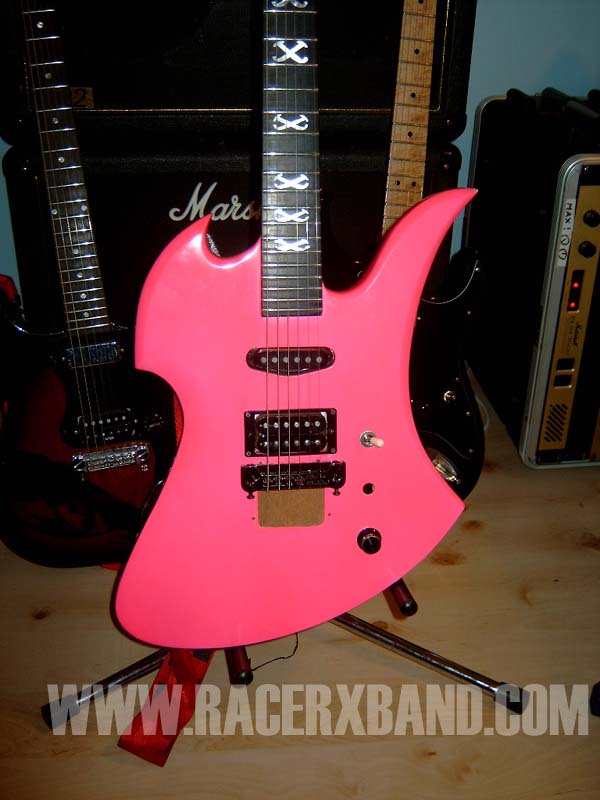 05. The famous 'X' fret markers..jpg